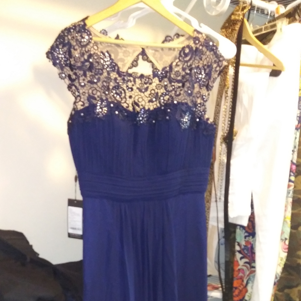 Formal dress price firm NWT